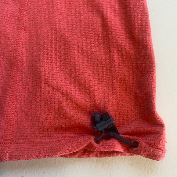 Lululemon Red & Gray Short Sleeve Running Top Women’s Activewear Size Small - Picture 6 of 7